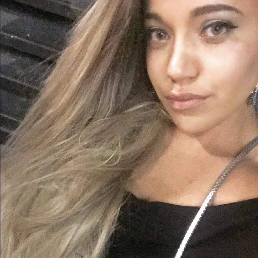 Meet your Posher, Cecilia